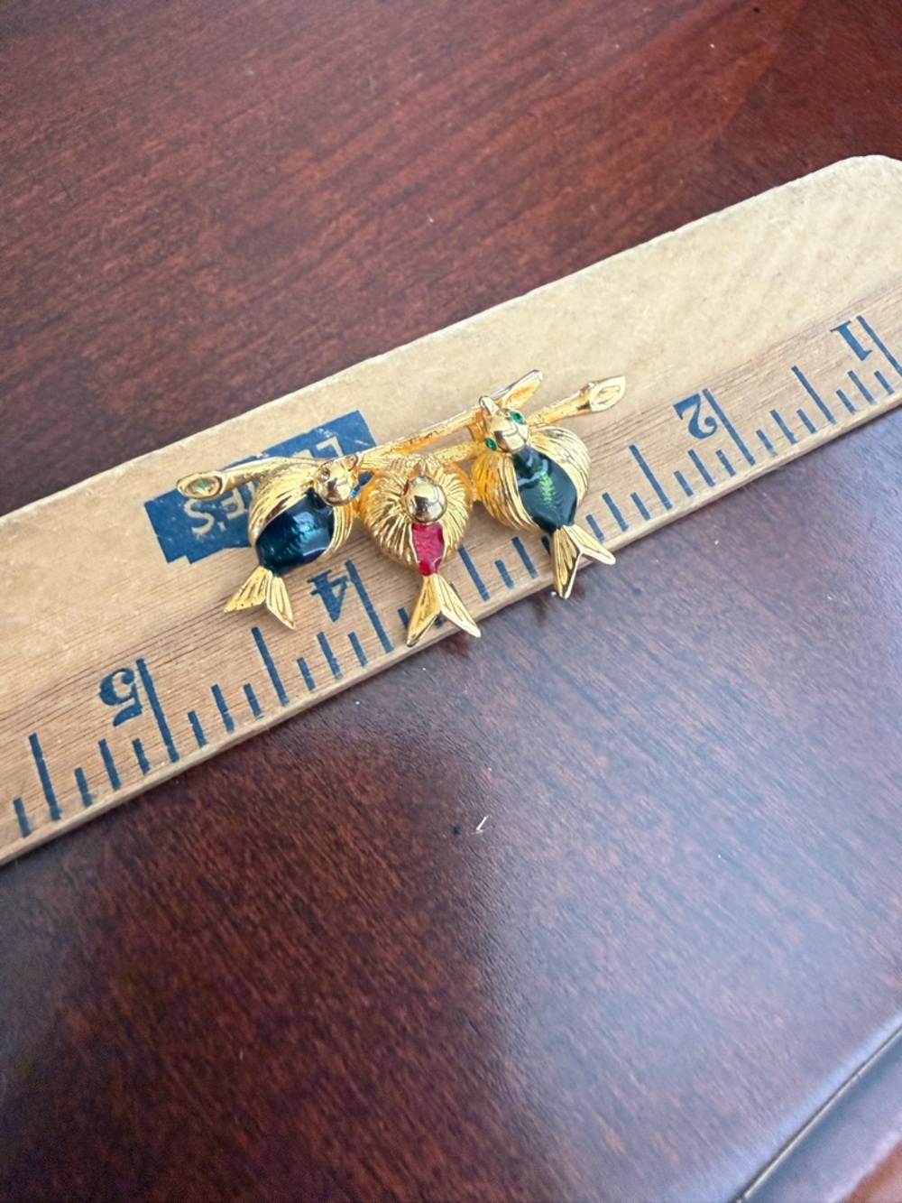 Vintage Gold Tone birds Brooch
